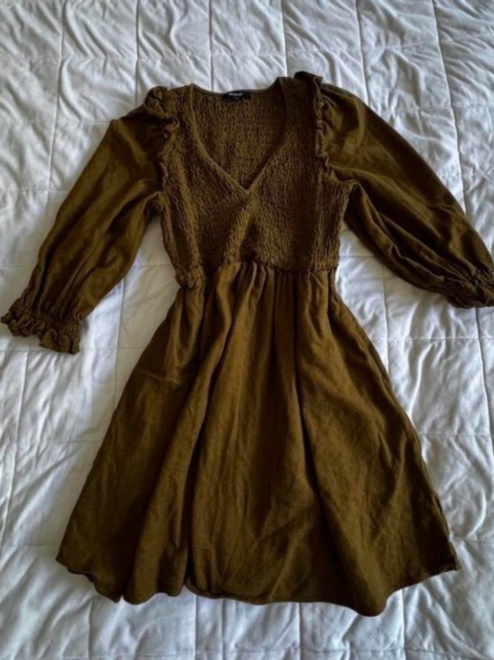 Madewell Olive Brown Flannel Smocked dress with Elastic Cuffs - Picture 3 of 7